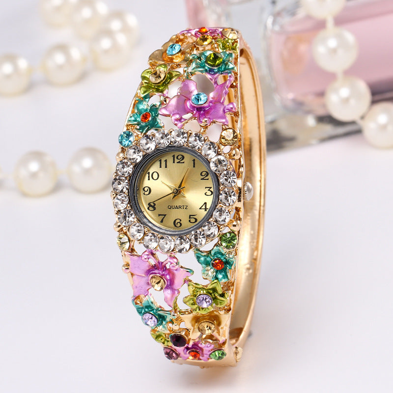 Small flower diamond ladies bracelet watch