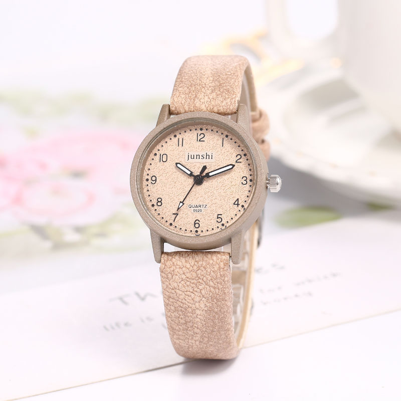 Casual fashion women quartz watches